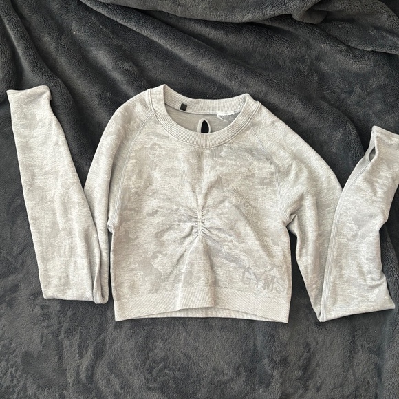Gymshark Adapt Camo Long Sleeve Cropped Top - M - Picture 1 of 3